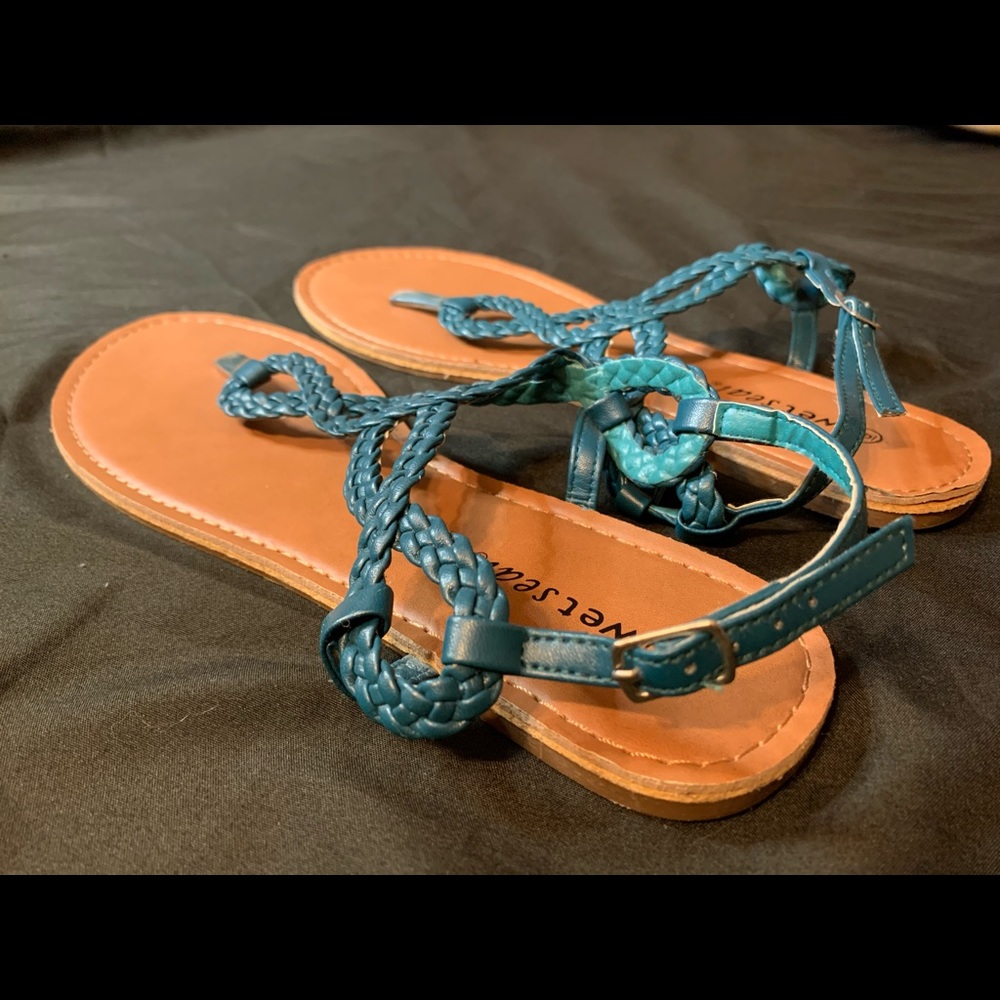 Sandals - Picture 4 of 5